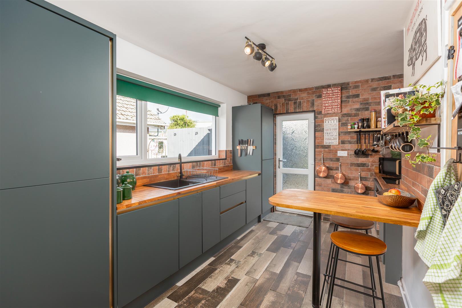 Bryn Eglur Road, Morriston, Swansea, SA6 7PG